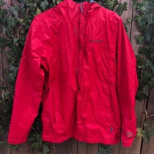 Columbia mens small waterproof jacket